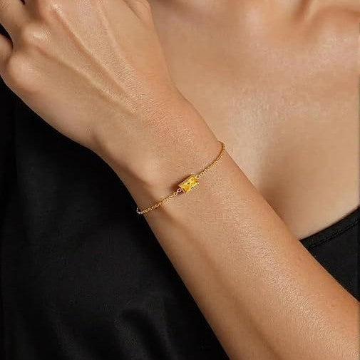 Zircon Birthstone Pearl Bracelet with Sailor Buckle